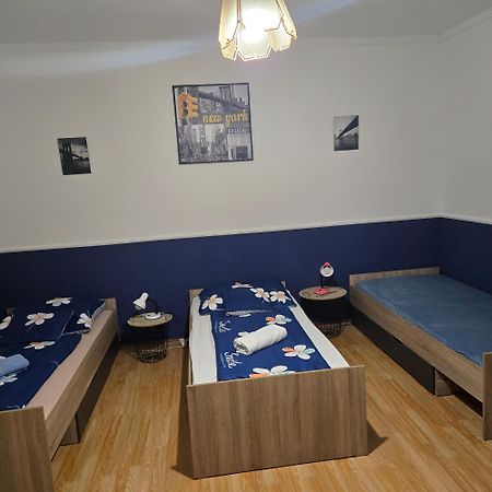 Orsi Apartman / Vendeghaz Kecskemét Eksteriør bilde
