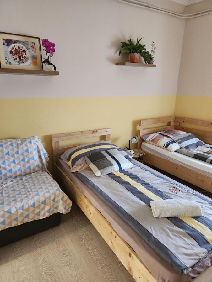 Orsi Apartman / Vendeghaz Kecskemét Eksteriør bilde