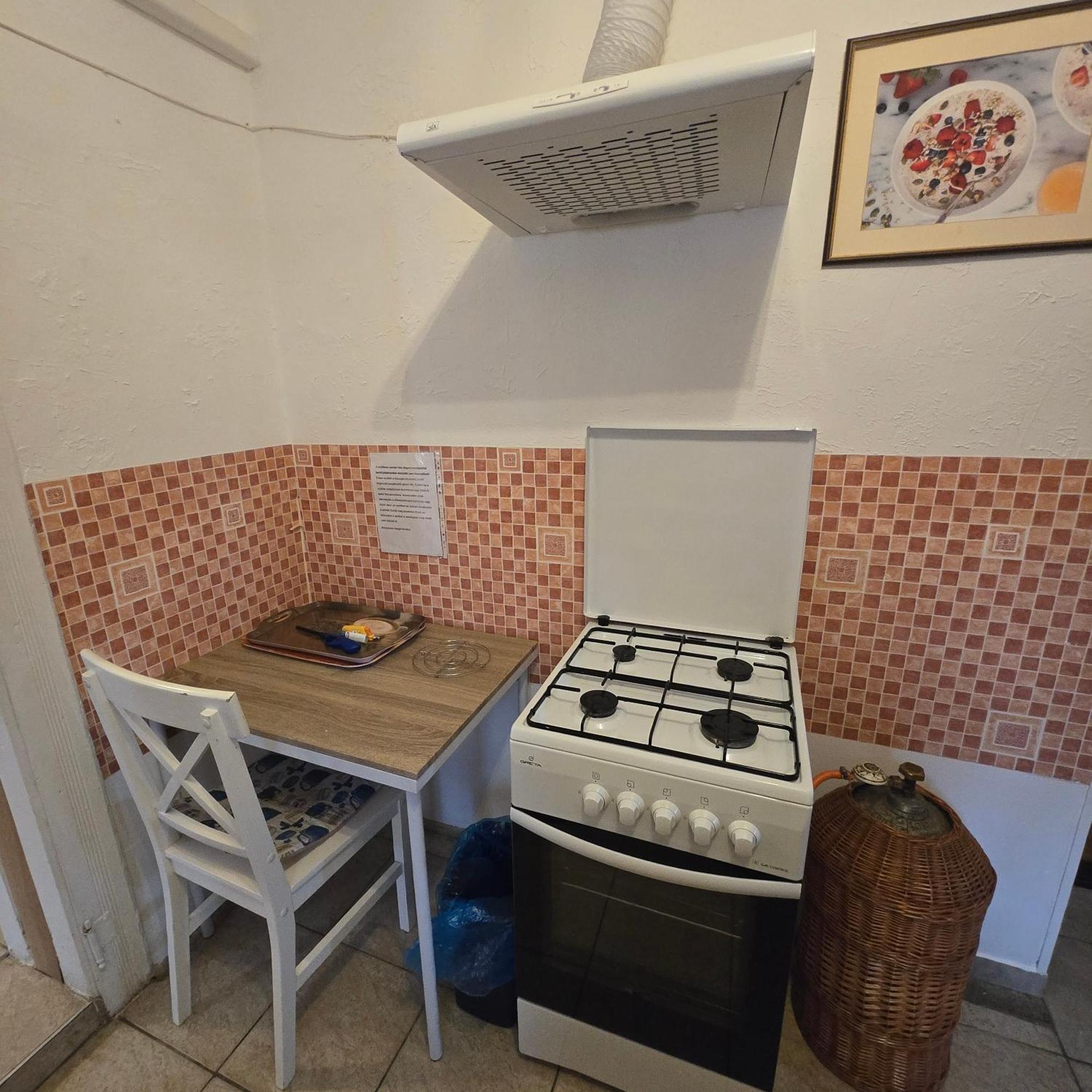 Orsi Apartman / Vendeghaz Kecskemét Eksteriør bilde