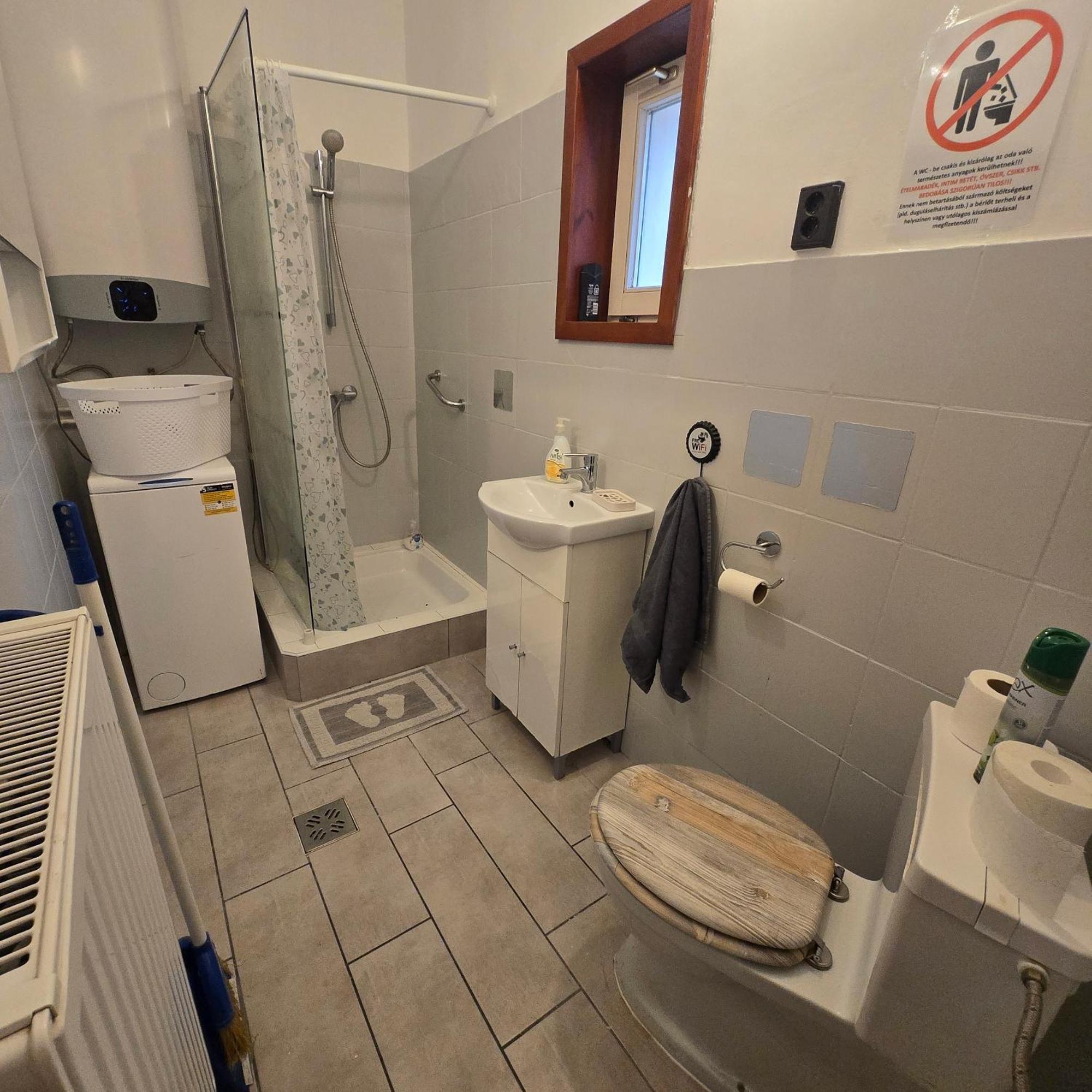 Orsi Apartman / Vendeghaz Kecskemét Eksteriør bilde